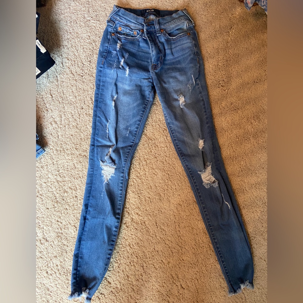 Women’s Aeropostale Skinny Jeans